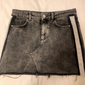 ZARA Denim Gray Mini Skirt w/ White Side Stripes